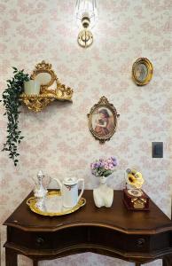 Spring of Mapo 201, 5 minutes on foot from Hongik University Station