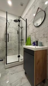 Heart of the City Apartments 3