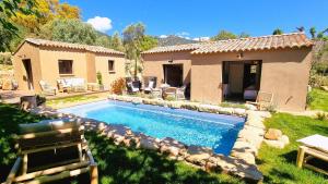 Domaine de Gialla Bergerie Figa, 4 pers, piscine chauffée, 10 mn plage