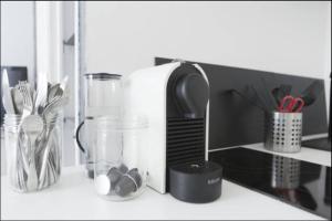 Studio hyper centre historique Quai bourgeois