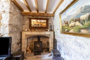 Finest Retreats - Hen Wrych Hall Tower