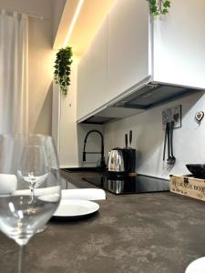 Elegant and with terrace, 15 min from Navigli and the center