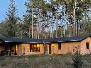 70S Home In Forest Near Jammerland Bay
