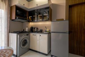 Cozy Elegant Apartment - Rabat Center- Free Parking & AirC & Internet