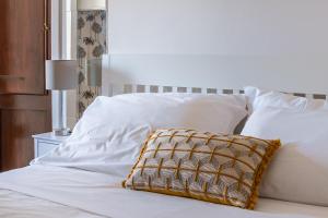 iFlat Pantheon & La Dolce Vita Skyline Penthouse