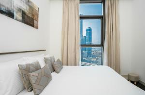 HomesGetaway-Elegant 1BR in Downtown Burj Crown