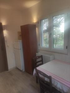 appartamento nuovo fra alberi e trulli