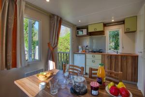 Campings Domaine Residentiel de Plein Air La Sagne : photos des chambres