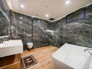 Charmant F2 face à la mer