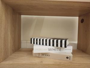 Stylish Studio - Modern Touch - Prime Al Aqiq Spot