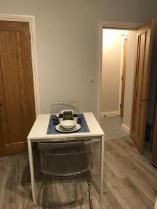 Flat 1 Helena House 1-Bed Sleeps 2 Garden