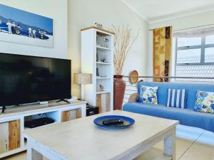 Bluebird Empire Penthouse