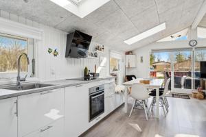 Cozy Seaside Getaway Perfect For Families With Children