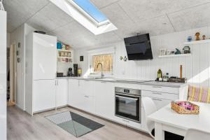 Cozy Seaside Getaway Perfect For Families With Children