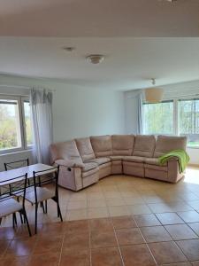 52m2 appartment near the city and the lake