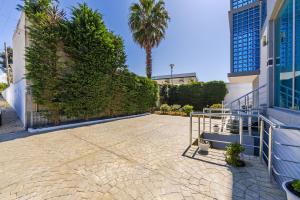 Amazing Studio with Free Parking Golem