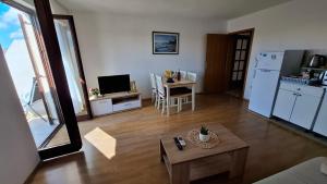 Apartments Mato with balconies, garden & the sea view