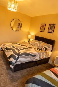 Sarahs Home Away from Home Luxury Apartment