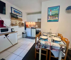 Maisonnette au cœur des pins