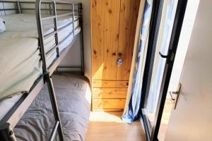 House 3 rooms with garden near the sea