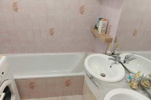 House 3 rooms with garden near the sea