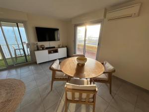 Panoramic view, Quiet, Modern, Wi-Fi, Parking