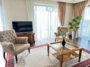 Junior Suite room in National Golf Resort