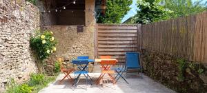 Maisons d'hotes Maison Irondas : photos des chambres
