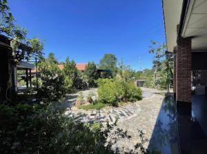 Hy Viên boutique Garden & Swimming pool