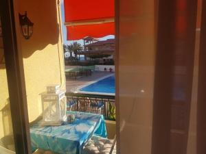 Loft Frente al Mar con piscina y terraza en Los Cristianos