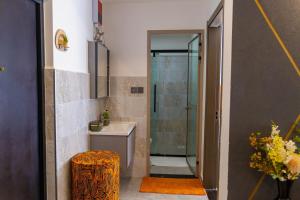 Kizuri Stays by Neema