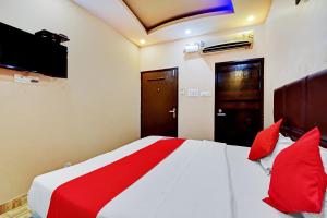 Hotel O Deepak Residency