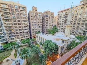 Big Flat in Dokki Twin Room Private Bathroom