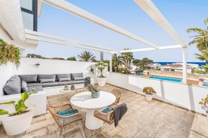 Apartamento con aire acondicionado y gran piscina!