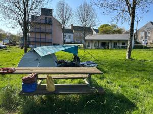 Au fil de leau - Sur la rive de pont Miny