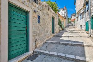 Apartments & Studio Gordana