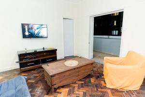 Apto Varanda Vista Mar - 1 suíte + 3 quartos