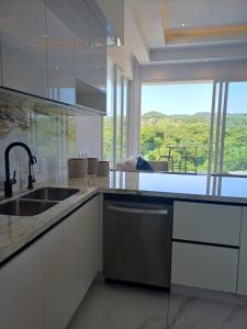 Cozy Beachfront PH Getaway