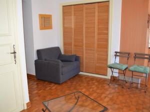 Appartements Appart 2 pieces, 4 couchages, proche mer et commerces, balcon, animaux admis - FR-1-225C-15 : photos des chambres