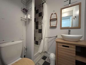 Studio Charmant avec Piscine, Ski au Pied et Parking à La Salle-les-Alpes - FR-1-330F-115