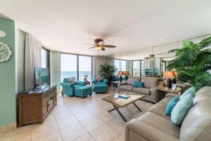 Edgewater 3-0613 Solace