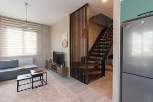 Göktürks Finest 2BR Stylish, Spacious & Prime