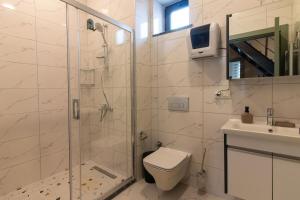 Göktürks Finest 2BR Stylish, Spacious & Prime