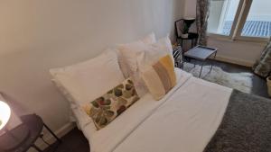 1 minute gare Montparnasse,center,Close to Eifel tolérance and Louvre meusm,fantastic place