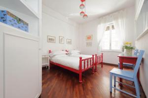 TreasureRome Bianca Family Home