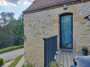 Maisons de vacances Sejournez au coeur du Perigord - La P'tite Maison, gite de charme a Carlux, pres de Sarlat : photos des chambres