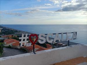Appartamento sulla roccia