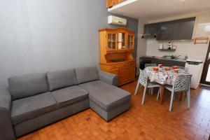 St Cyprien Maison 4p avec grande terrasse et jardin clos