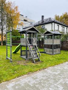 BRIVIBAS RESIDENCE - SUNSET, free PRIVAT parking, free WIFI, self check-in