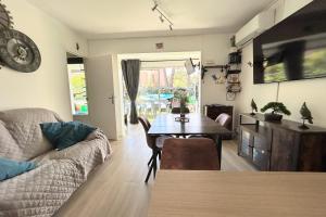 EUREKA 58 - 4 People - Pool and Garden - Near Naturist Village and Beaches